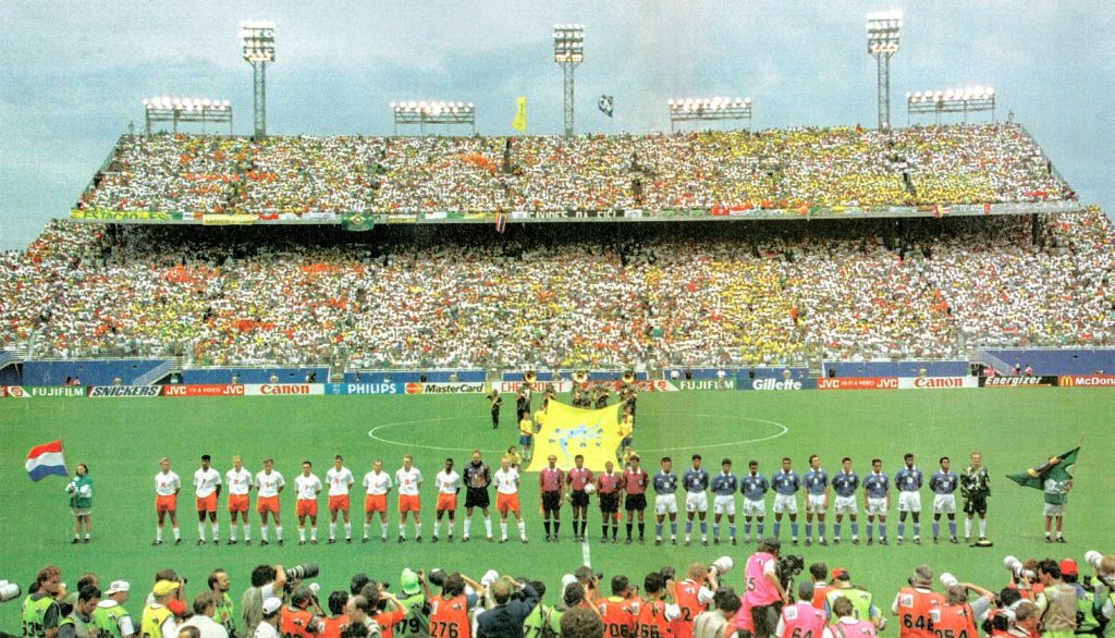 The image shows the pre-match lineup for the quarter-final game between the Netherlands and Brazil at the 1994 FIFA World Cup. The match took place at the Cotton Bowl stadium in Dallas, Texas, on July 9, 1994.